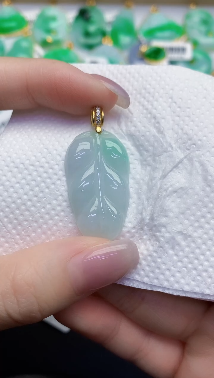 颈饰未镶嵌翡翠缅甸天然翡翠A货