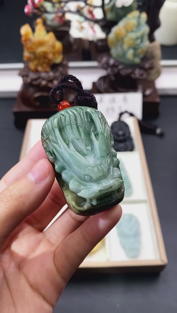 颈饰未镶嵌翡翠天然缅甸A货翡翠