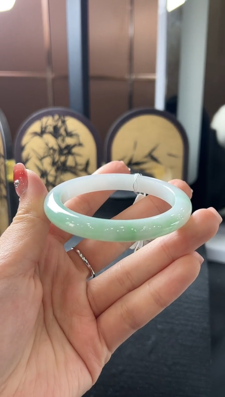 【闪购商品】翡翠手镯未镶嵌翡翠手镯（54）