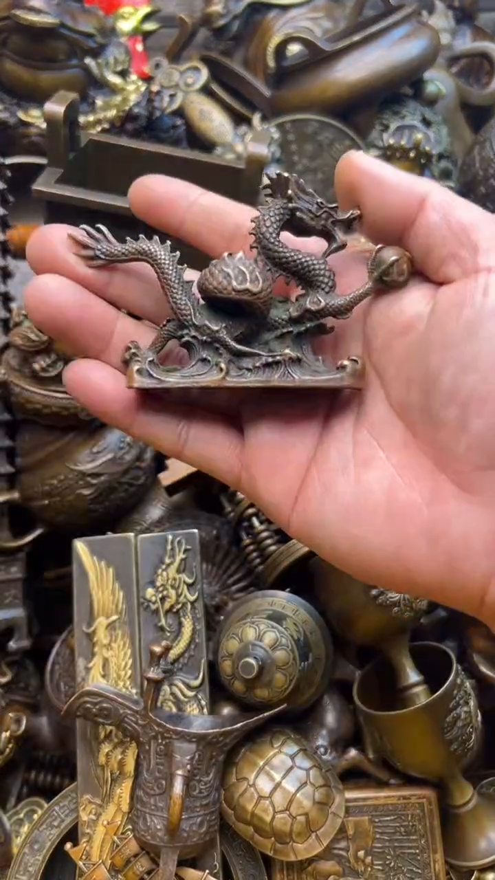 精美铜器，点击下单