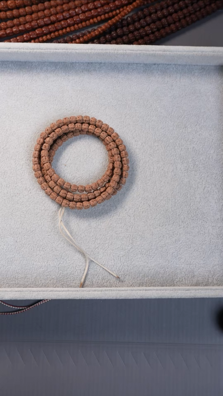 吊坠金刚菩提J****a臻选龙切佛手脖挂