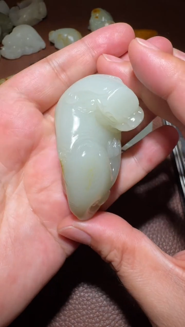 未镶嵌和田玉挂件和田玉