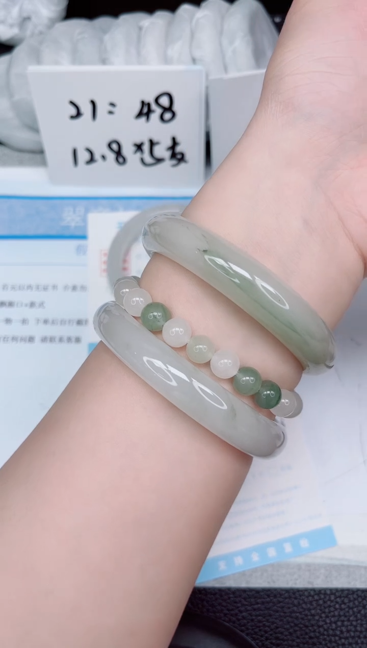 石英质玉手镯未镶嵌71-62.8