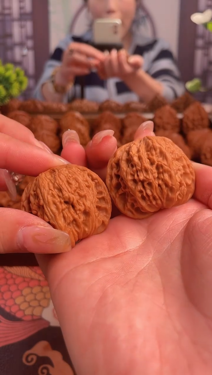 【闪购商品】文玩核桃把件S43号40尺磨盘