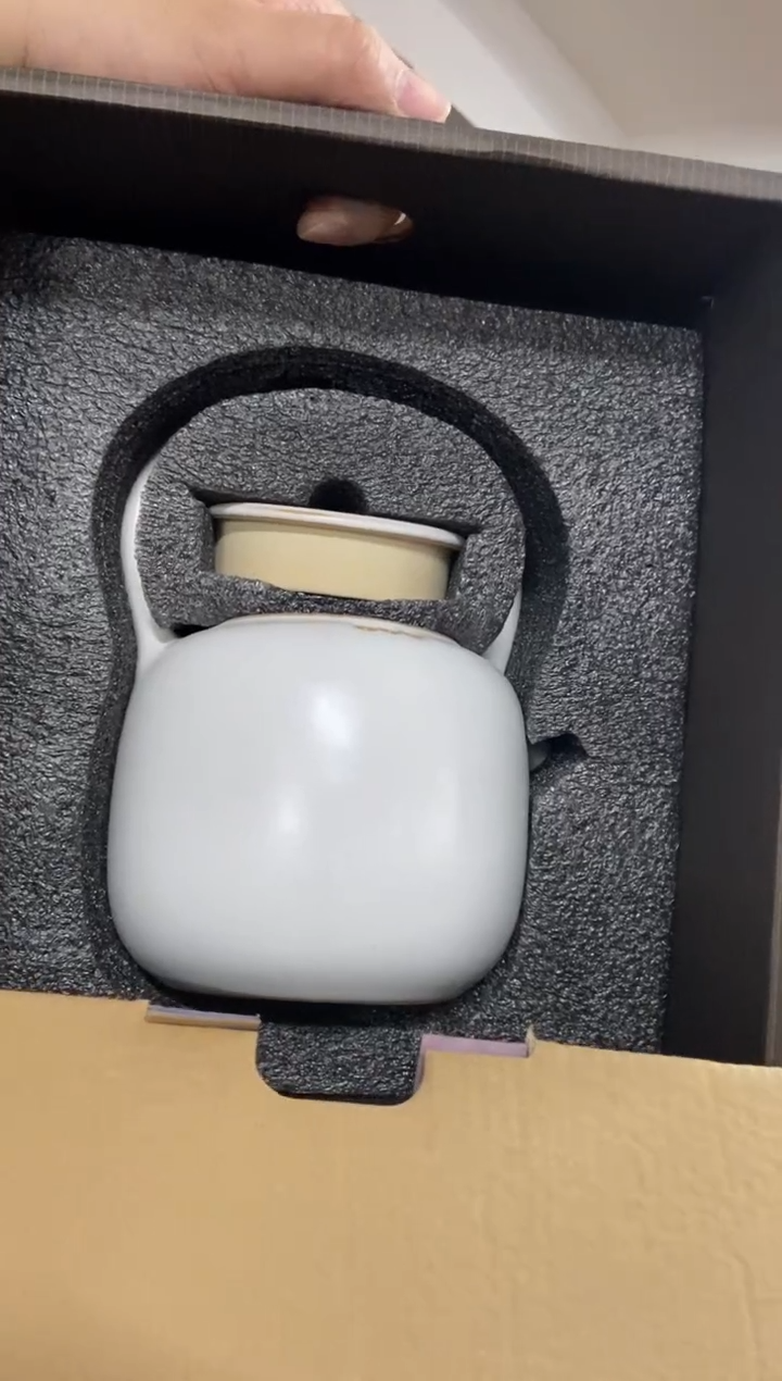 无运费险有瑕疵的摄影的产品有使用过的痕迹有点脏介意勿拍