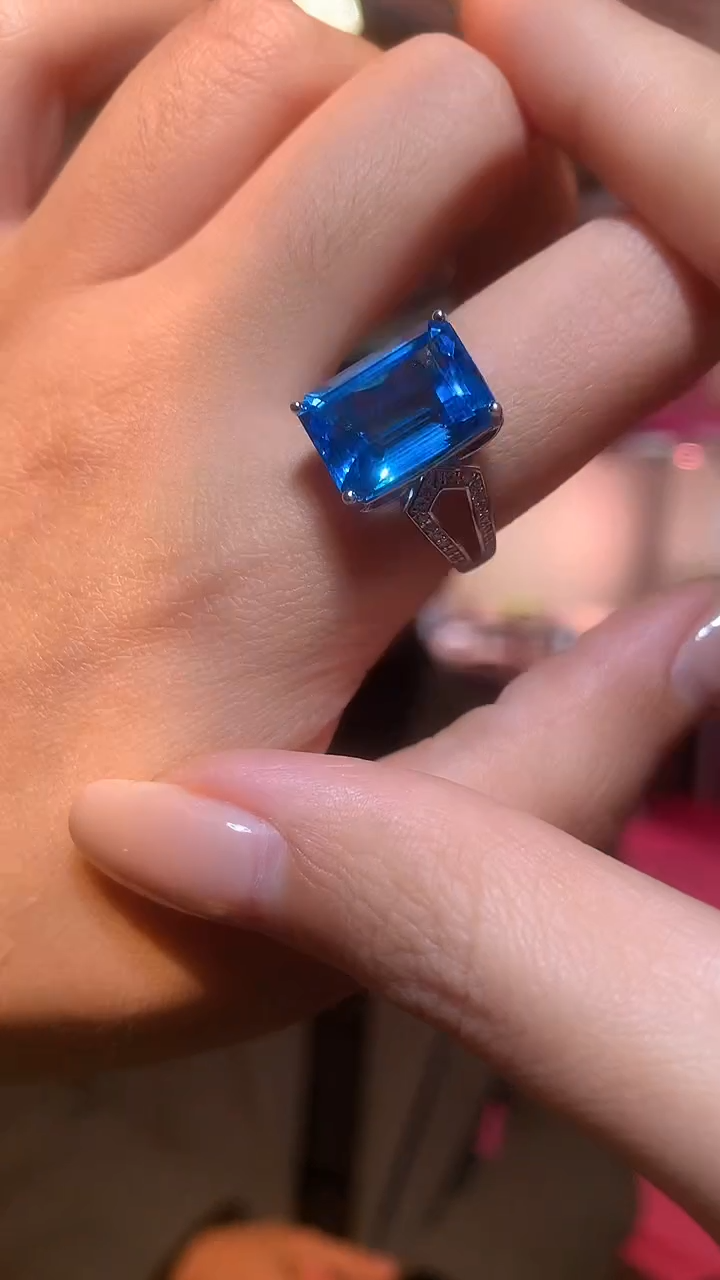 银S925镶嵌戒指托帕石【宝石世家严选】