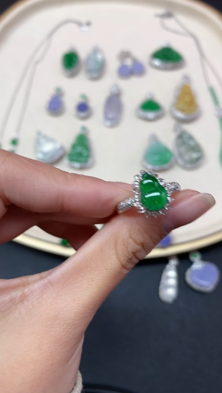 【闪购商品】翡翠戒指18K金镶嵌戒指A324|8800