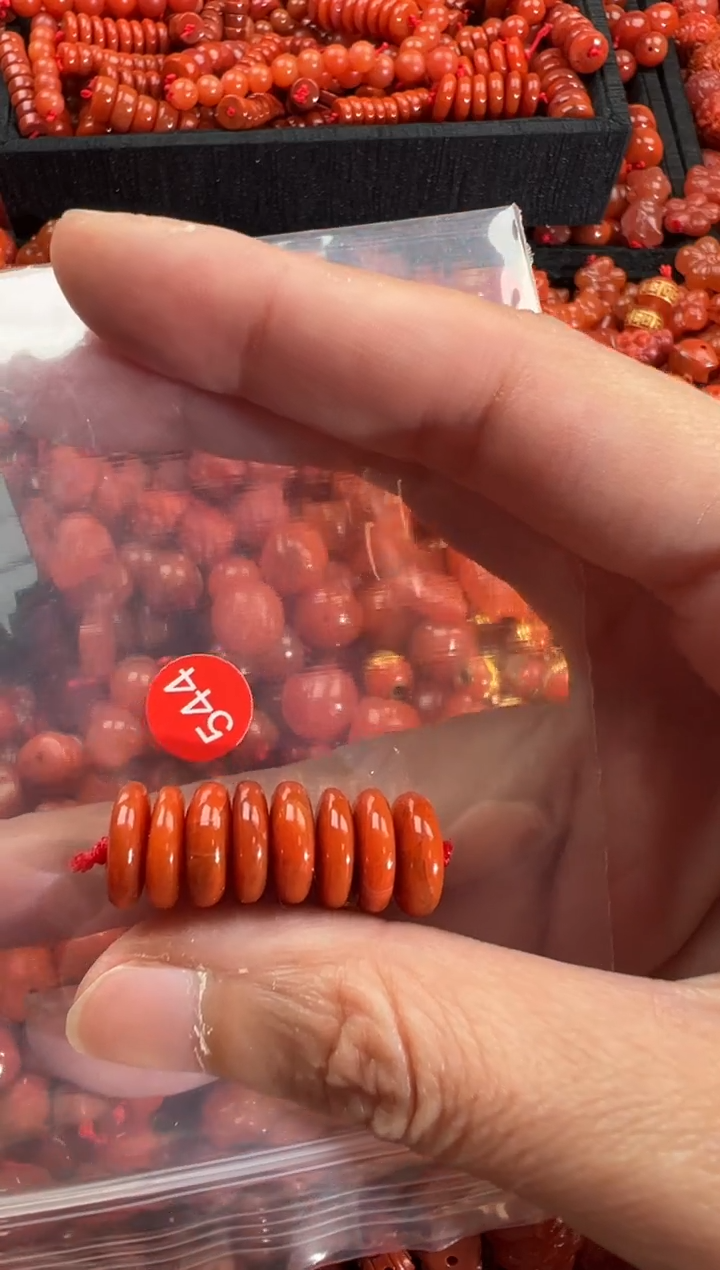 【闪购商品】南红玛瑙颈饰未镶嵌2