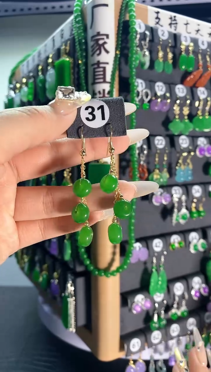 【闪购商品】翡翠耳饰银S925镶嵌31...