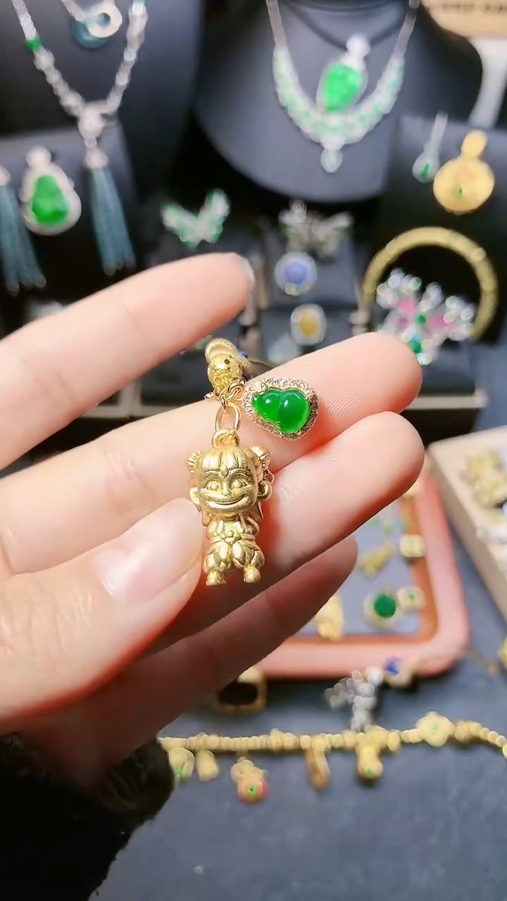 【闪购商品】翡翠吊坠(不含链)银S925镶嵌小提留