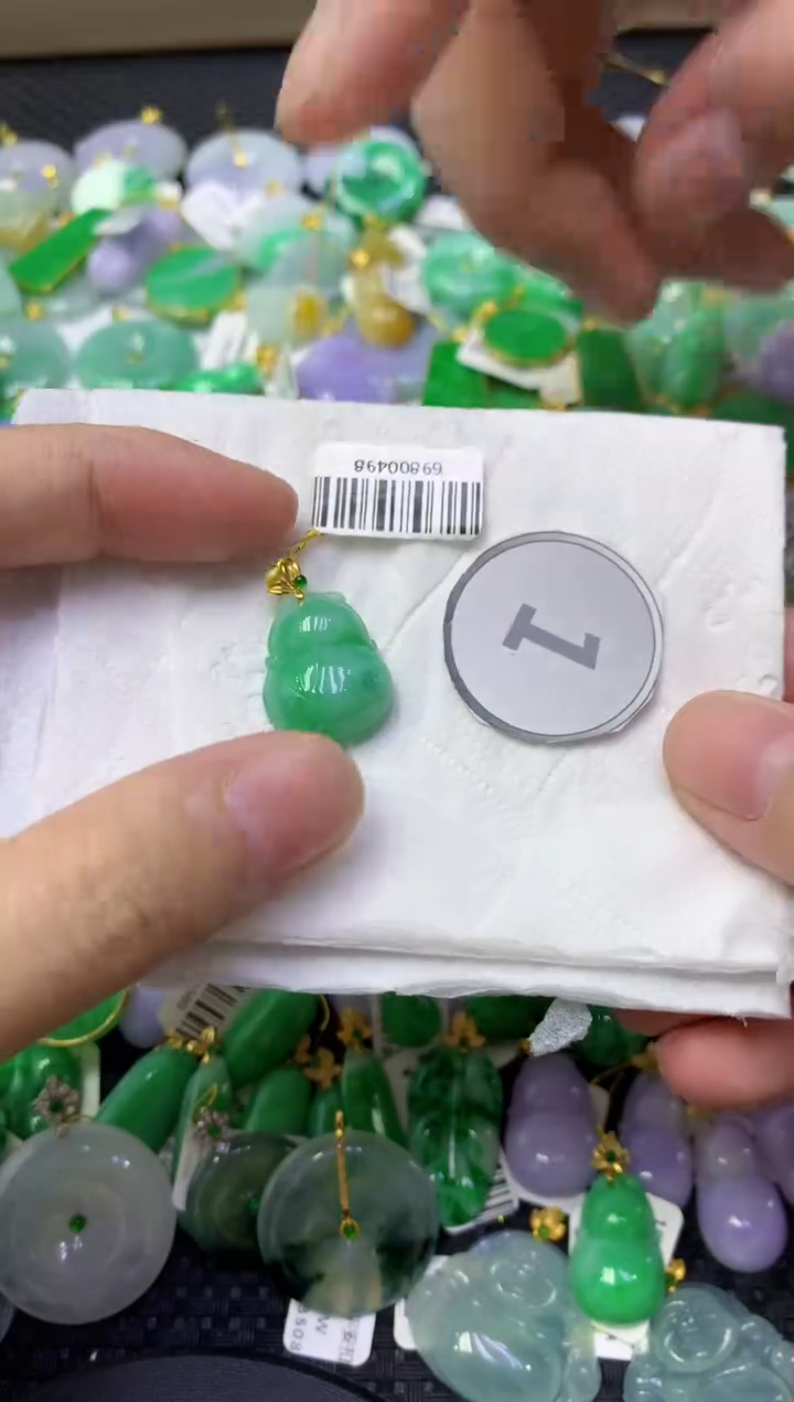 颈饰18K金镶嵌翡翠天然缅甸翡翠A货