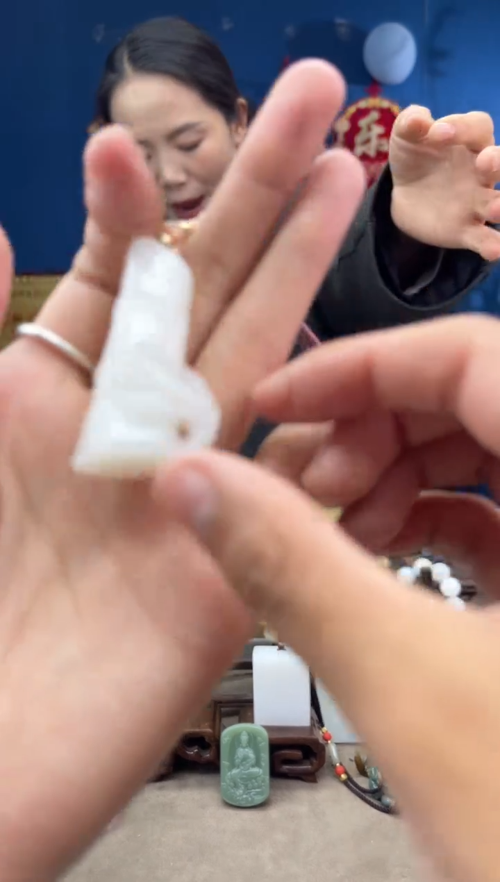 【闪购商品】和田玉颈饰未镶嵌1