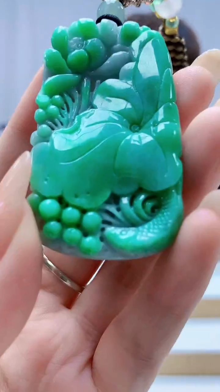 未镶嵌定制翡翠4868DD-毛货挂件68