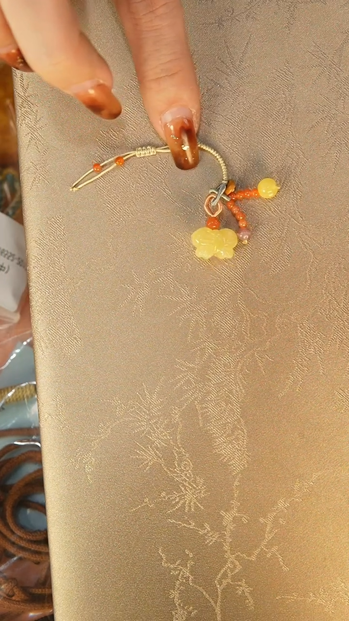 【闪购商品】琥珀吊坠(不含链)未镶嵌吊坠