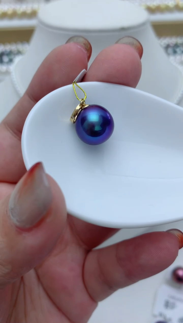 【闪购商品】淡水珍珠颈饰18K金镶嵌w8