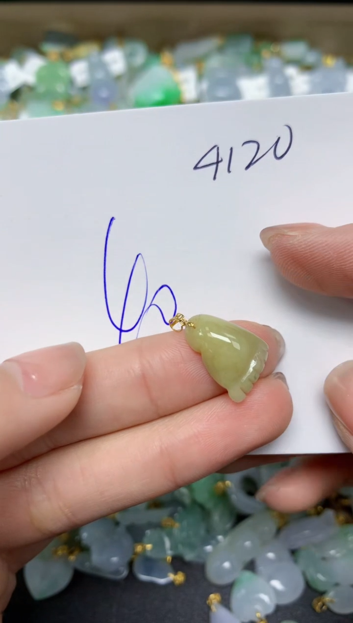 【闪购商品】翡翠颈饰18K金镶嵌天然翡翠A货