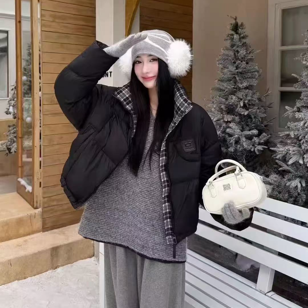 82602贴布字母女士短裤棉服