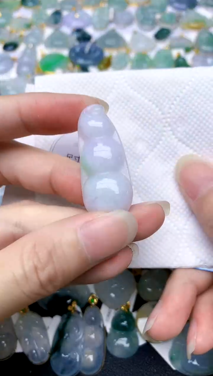 颈饰未镶嵌翡翠天然A货翡翠