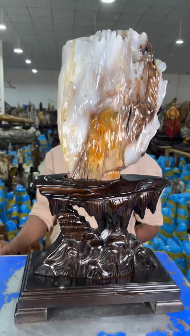 【闪购商品】硅化玉摆件未镶嵌56