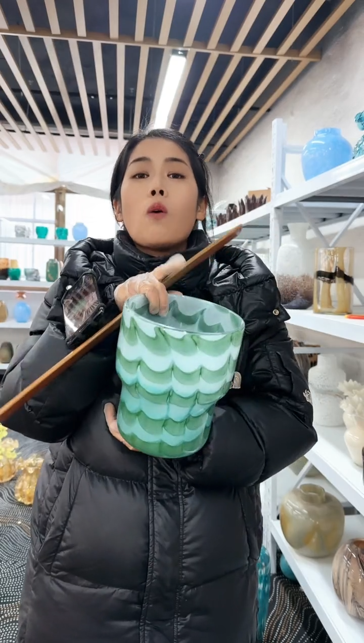 【闪购商品】花瓶17*21............