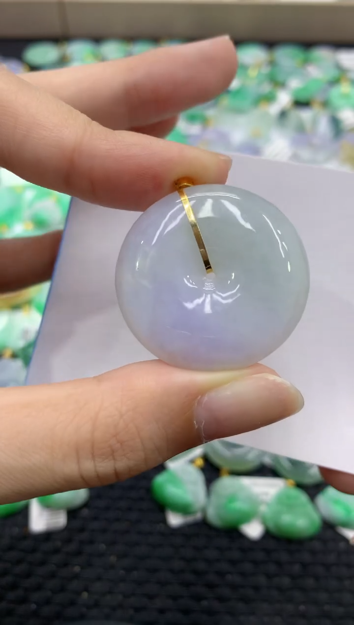 颈饰18K金镶嵌翡翠天然缅甸翡翠A货