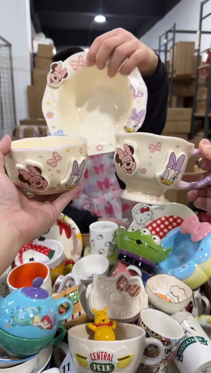 瓷片紫色米妮黛西餐具3件套