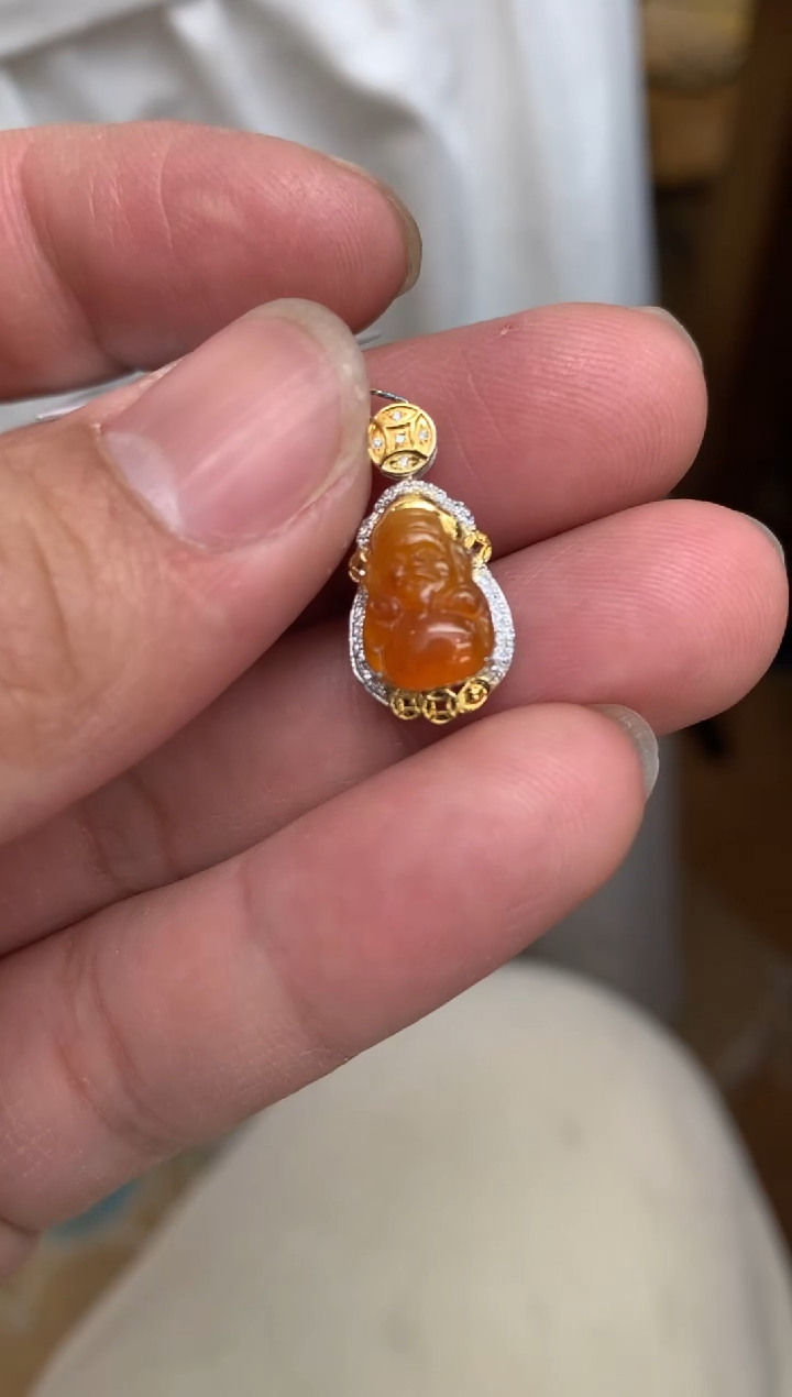 【闪购商品】翡翠颈饰18K金镶嵌财神