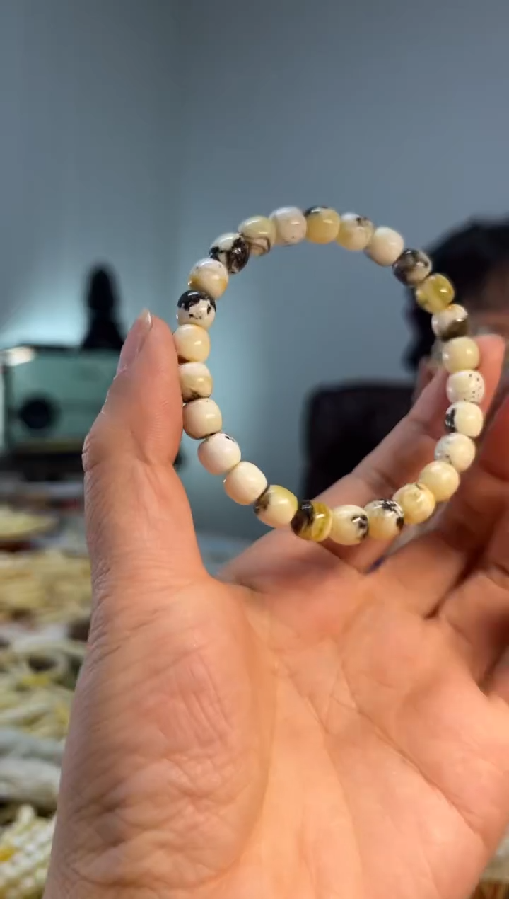 未镶嵌琥珀裸石蜜蜡手串