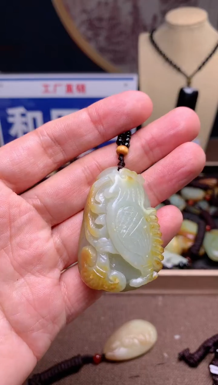 【闪购商品】和田玉颈饰未镶嵌1