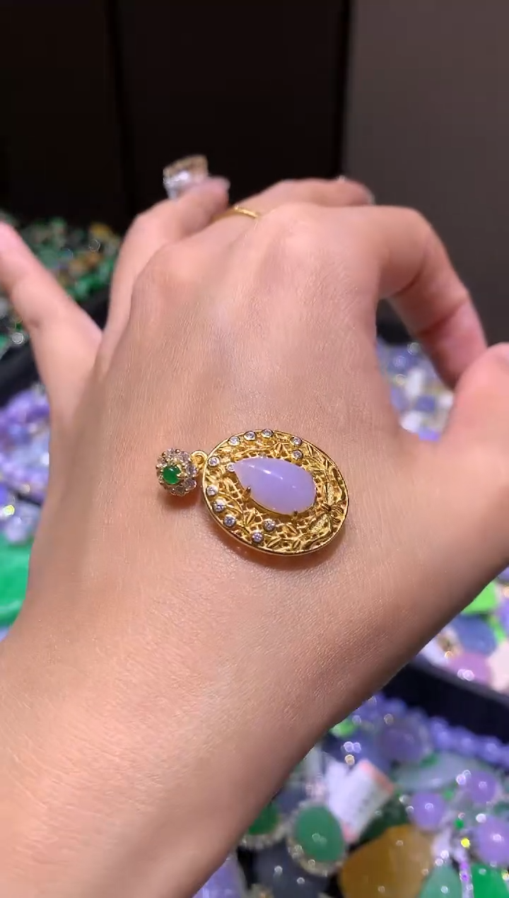 【闪购商品】翡翠吊坠(不含链)银S925镶嵌水滴