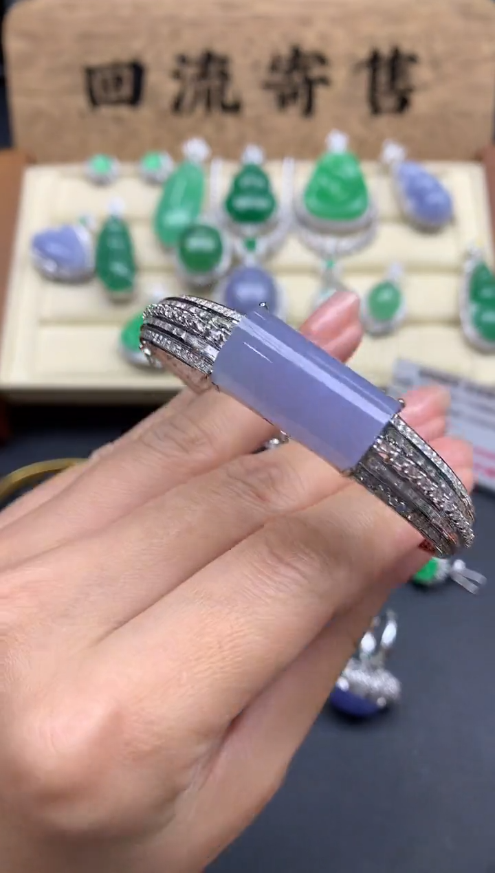 【闪购商品】翡翠手镯18K金镶嵌714-中国好珍宝