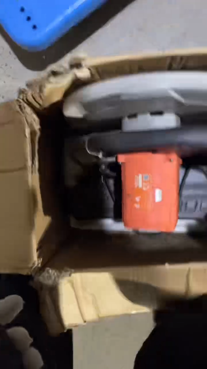 东成切割机 橙色        