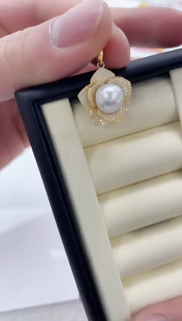 【闪购商品】海水珍珠吊坠(不含链)银S925镶嵌海水珍珠吊坠