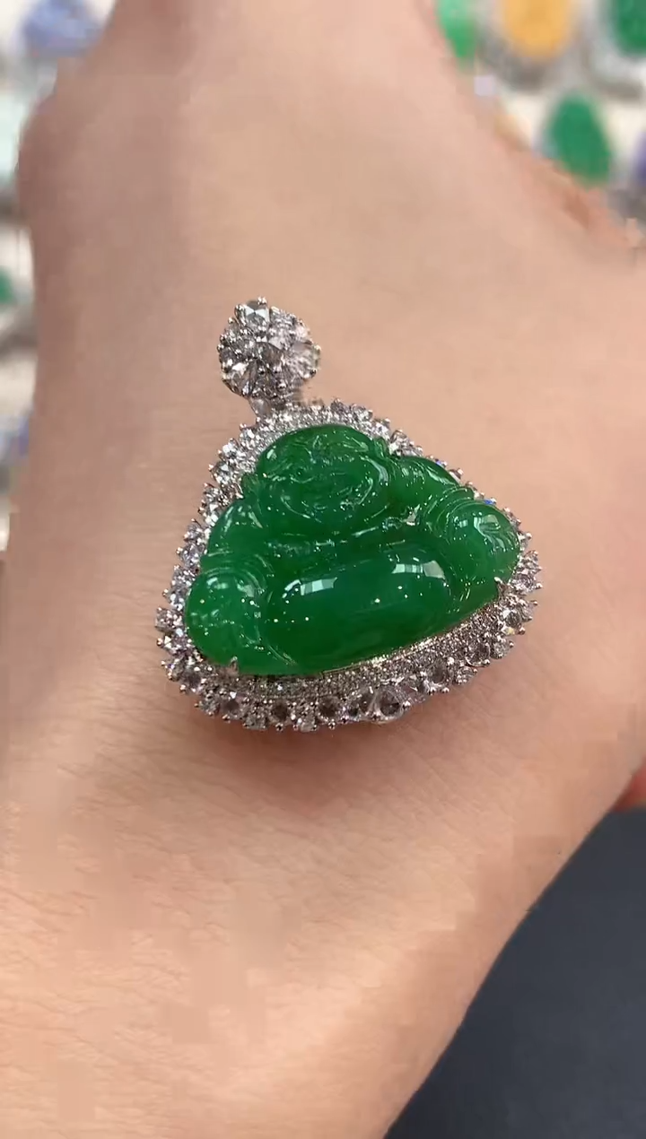 【闪购商品】翡翠吊坠(不含链)18K金镶嵌C139