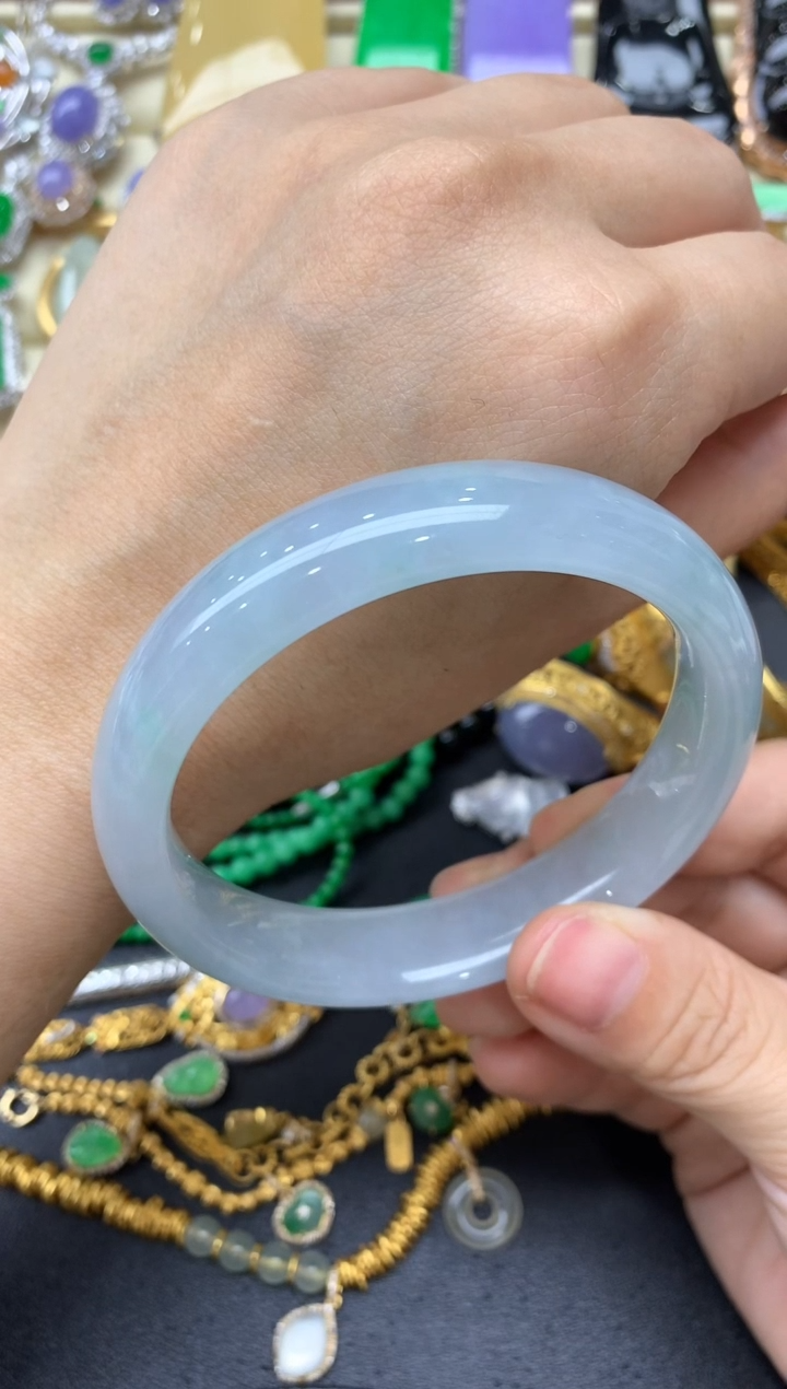 【闪购商品】翡翠手镯未镶嵌228中国好珍宝