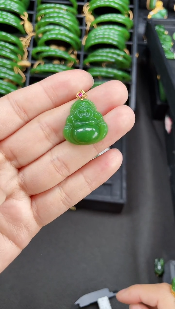 【闪购商品】和田玉吊坠18K金镶嵌多样性发一