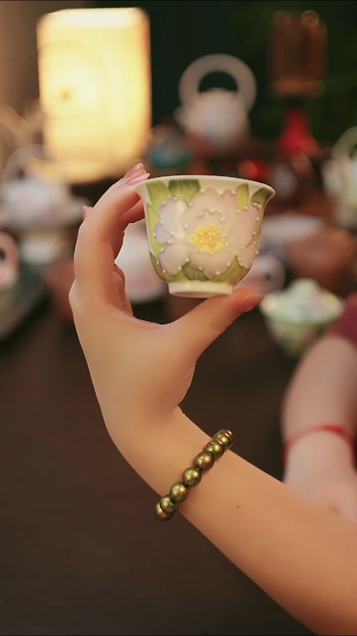 青云茶斋陶瓷茶具鸢尾花主人杯