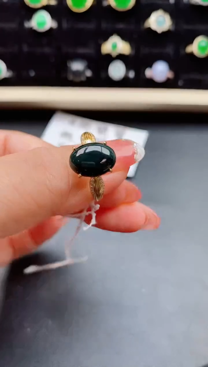 【闪购商品】翡翠戒指银S925镶嵌8800