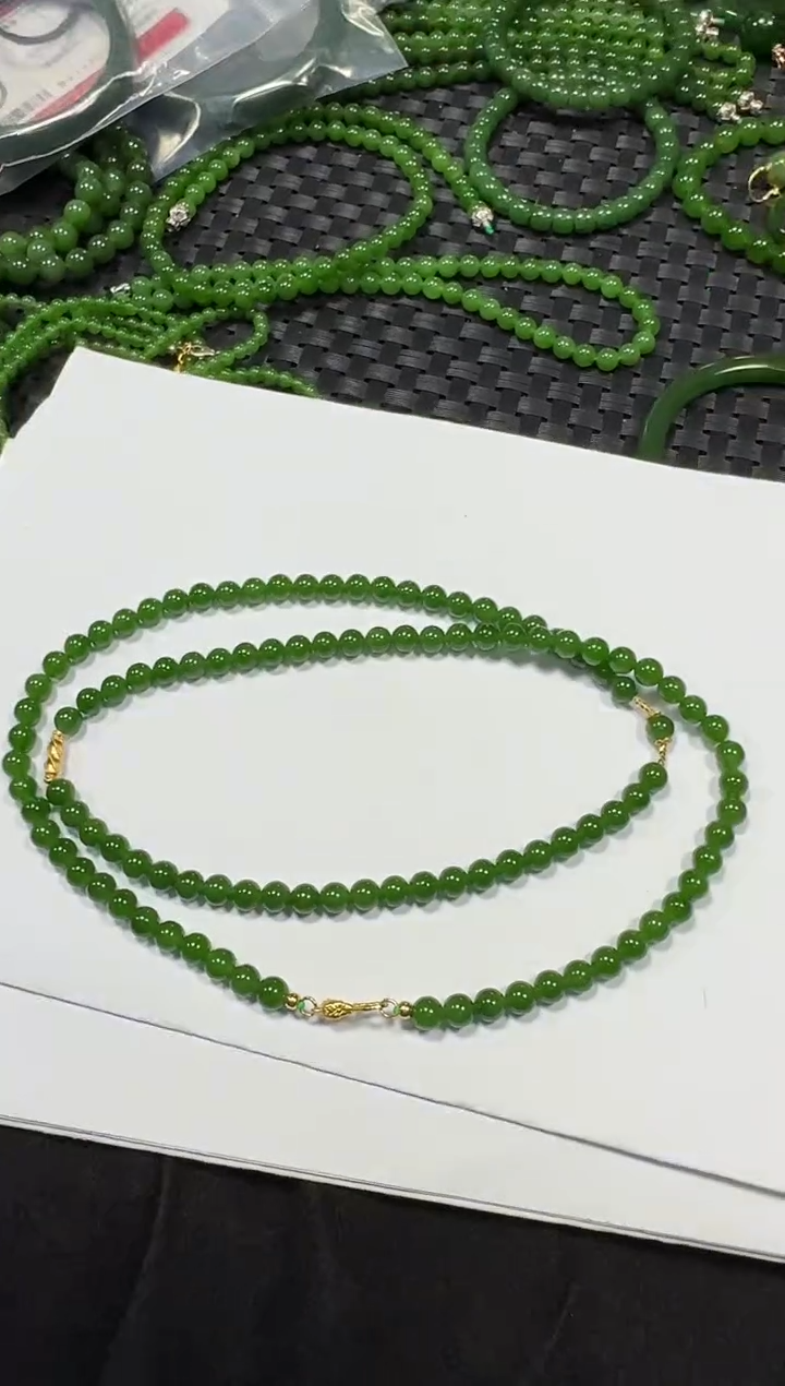 项链未镶嵌和田玉（碧玉）无黑点辣阳绿6m108通款