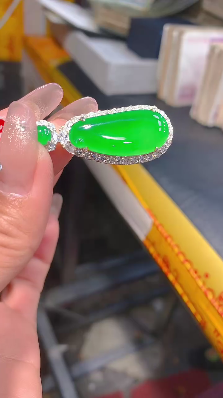 【闪购商品】定制翡翠未镶嵌63-多样性发货（发其一) 