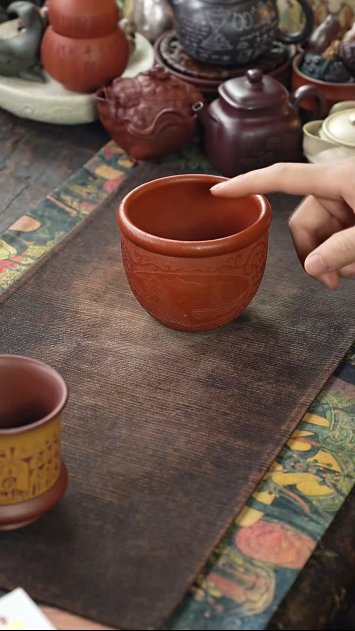 朱泥刻绘一帆风顺紫砂水洗大缸