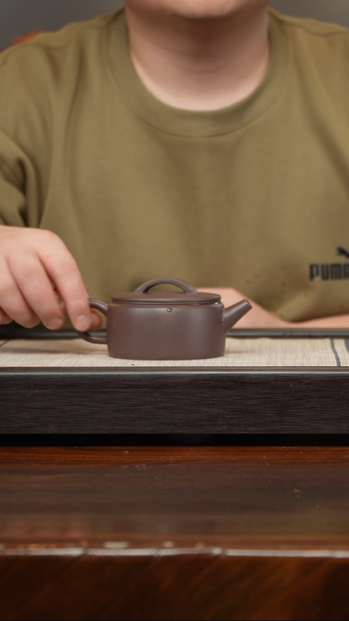 【闪购商品】紫砂茶壶四底汉瓦（王荣）