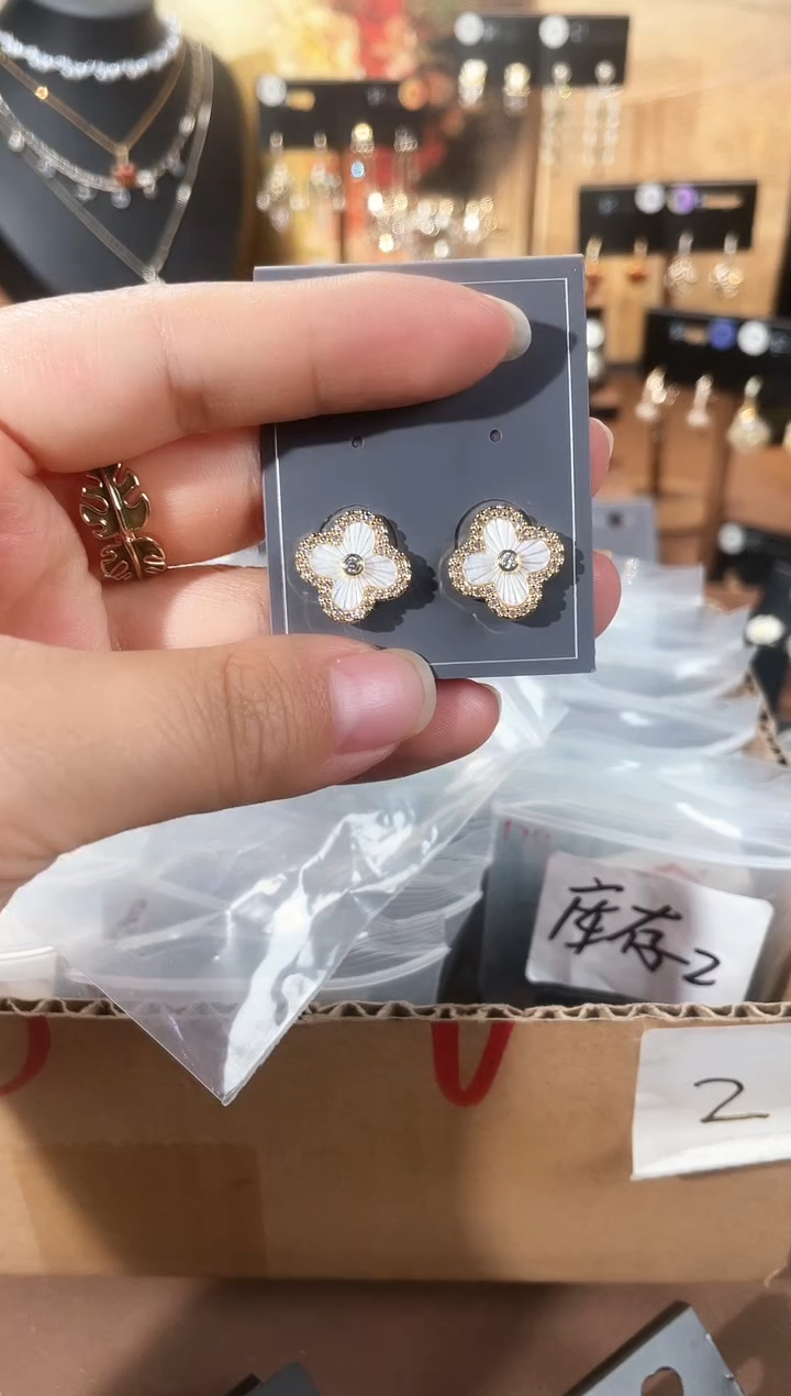 合金925银锆石萱652
