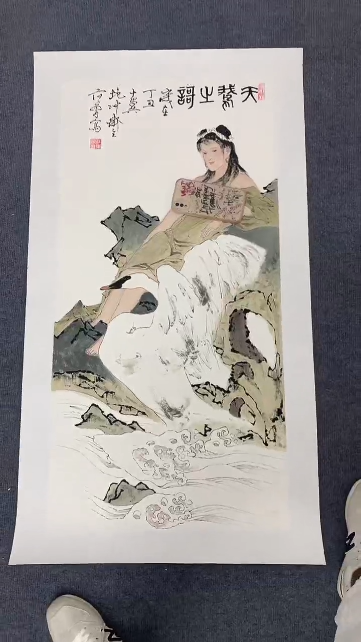 竖款精品三尺人物