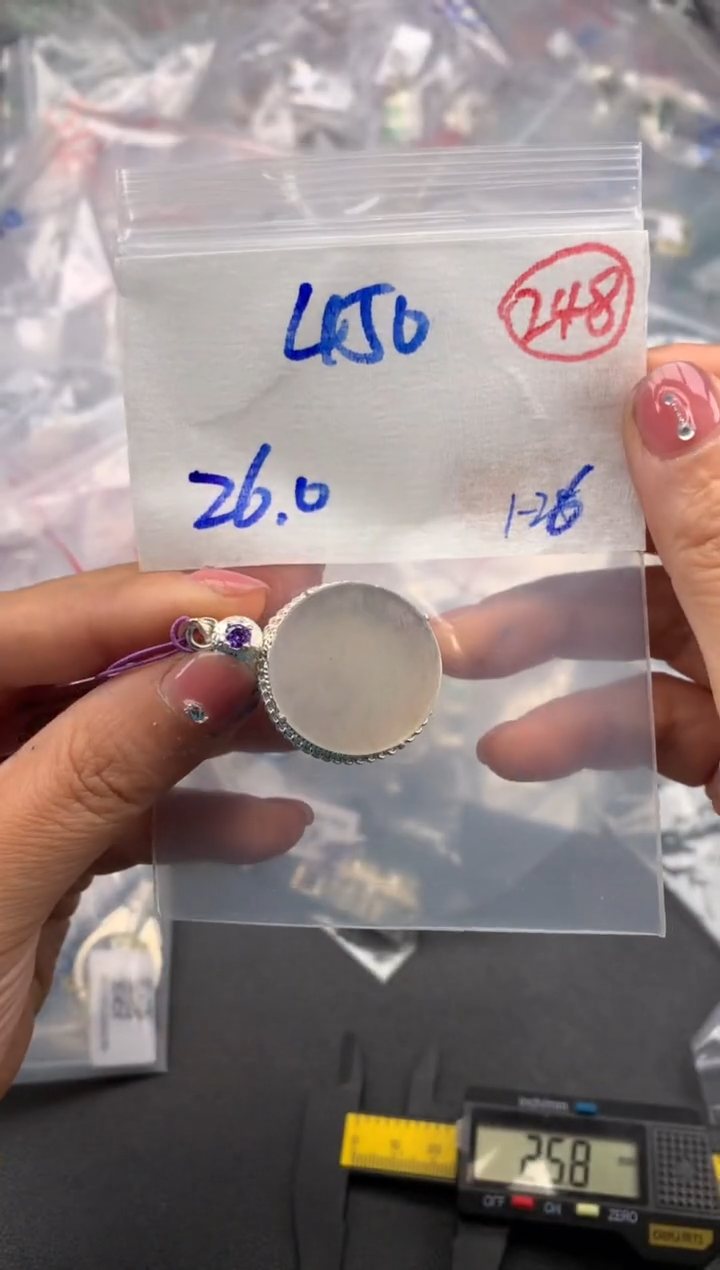 【闪购商品】定制翡翠未镶嵌毛货需精细抛光拍一发一