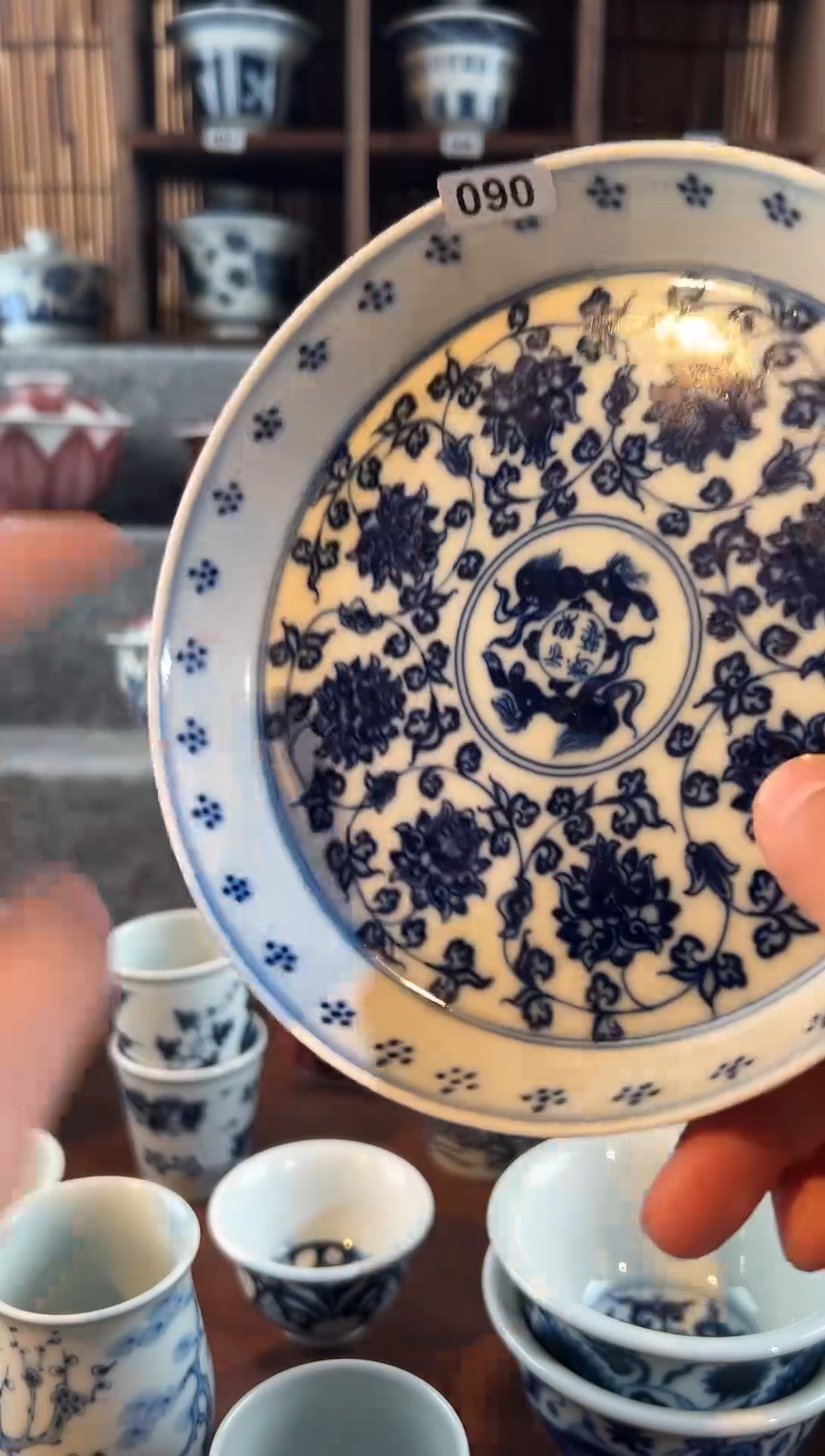 【闪购商品】090天禄言瓷壶承缠住了