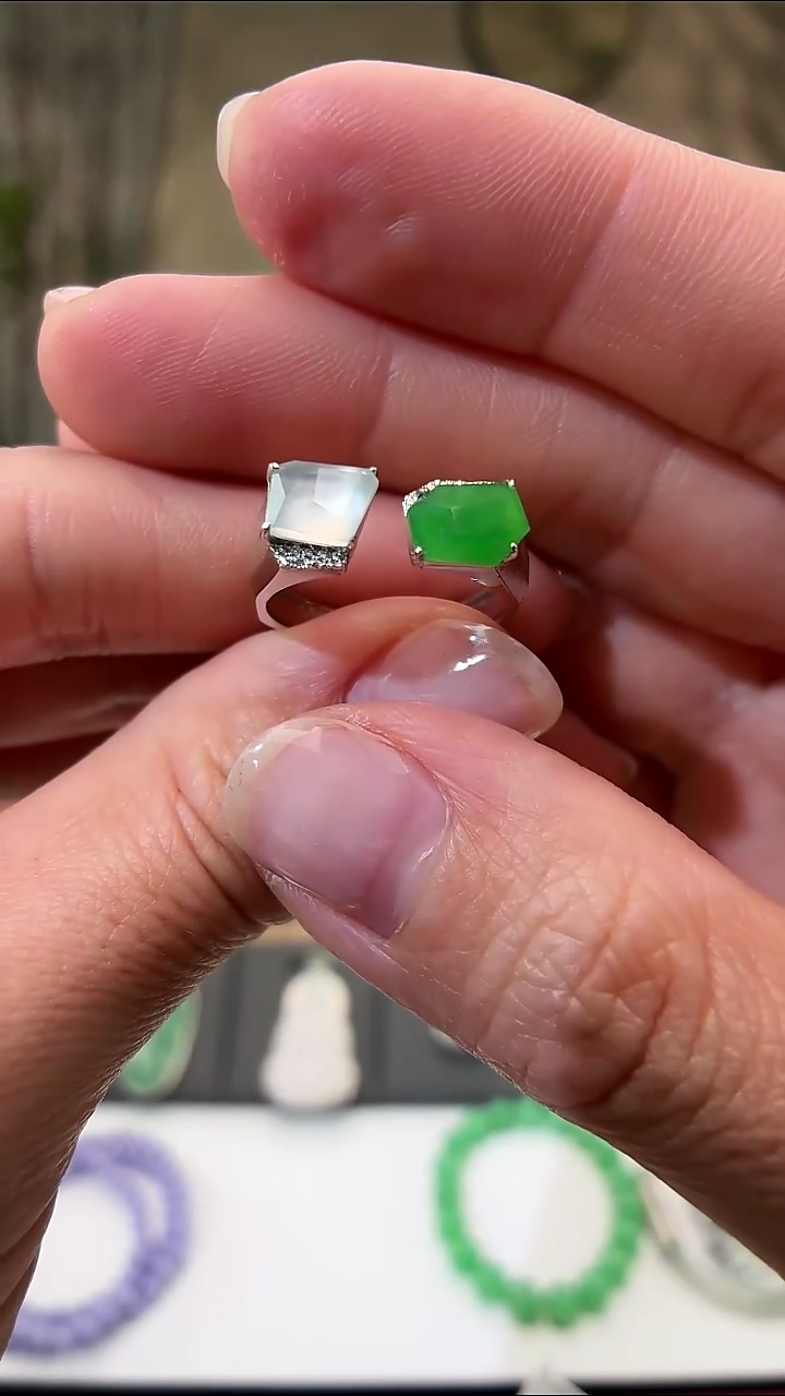 吊坠(不含链)18K金镶嵌翡翠戒指