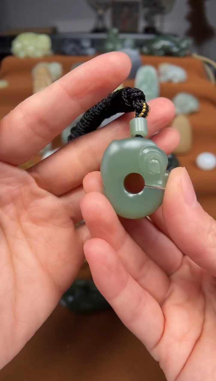 【闪购商品】和田玉颈饰未镶嵌玉猪龙