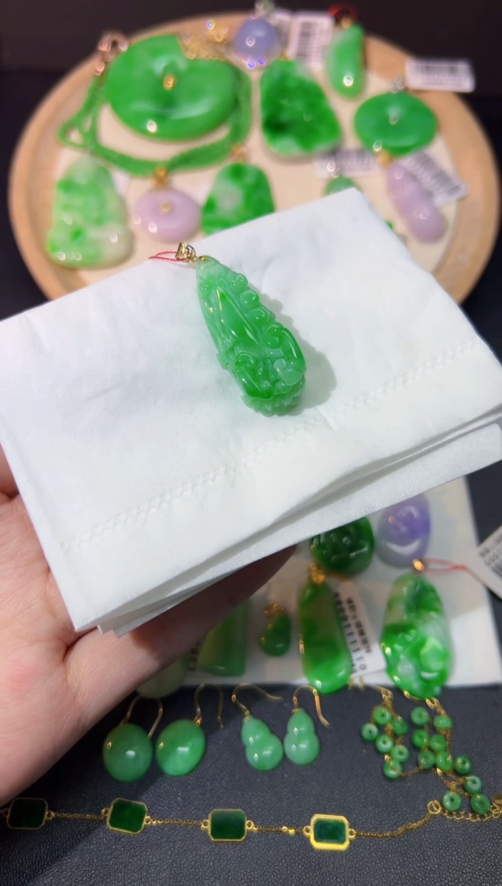 【闪购商品】翡翠颈饰18K金镶嵌Y缅料A货/支持复检/一件