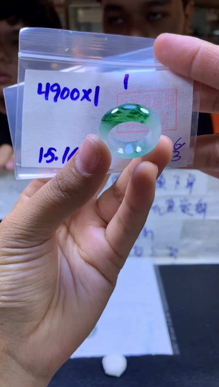 【闪购商品】定制翡翠未镶嵌戒圈#4900元-毛货需精细抛光